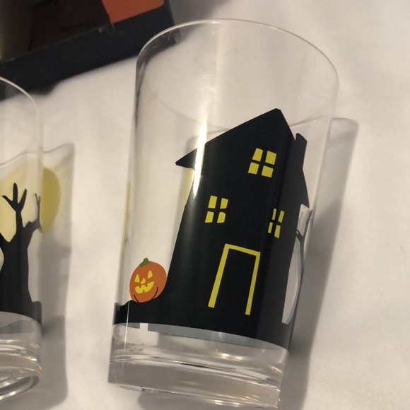 POTTERY BARN KIDS HALLOWEEN TUMBLERS (4) - Picture 3 of 6